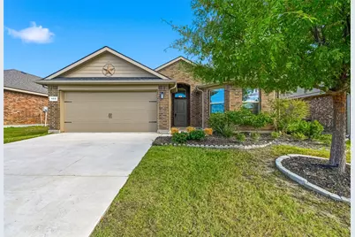 405 Houndstooth Drive, Fort Worth, TX 76131 - Photo 1