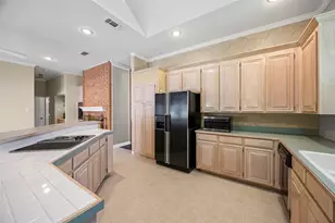 5306 High Trail Ct, Arlington, TX 76017 - Photo 12