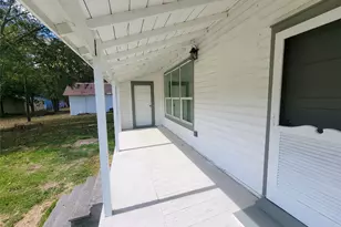 400 W Washington St, Clarksville, TX 75426 - Photo 30