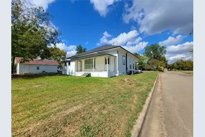 400 W Washington Street, Clarksville, TX 75426 - Photo 24