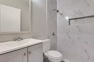 422 SE 11th St, Grand Prairie, TX 75051 - Photo 26