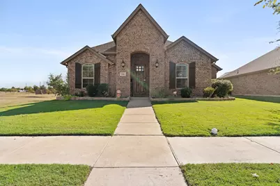 624 Washington Avenue, Waxahachie, TX 75165 - Photo 1