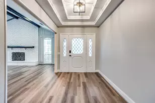 9742 Amberley Dr, Dallas, TX 75243 - Photo 2