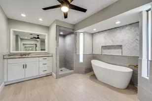 9742 Amberley Dr, Dallas, TX 75243 - Photo 16