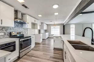 9742 Amberley Dr, Dallas, TX 75243 - Photo 8