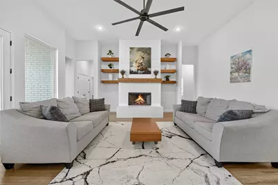 223 Columbia Court, Springtown, TX 76082 - Photo 16