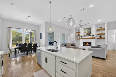 223 Columbia Court, Springtown, TX 76082 - Photo 10