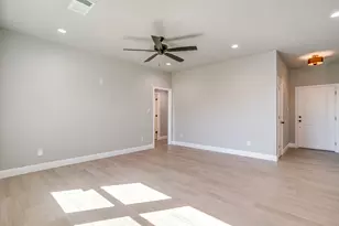 311 Poinsetta Dr, Palmer, TX 75152 - Photo 6