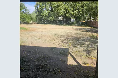 225 E Archer Street, Jacksboro, TX 76458 - Photo 32