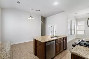 1124 Spanish Moss Dr, Savannah, TX 76227 - Photo 4