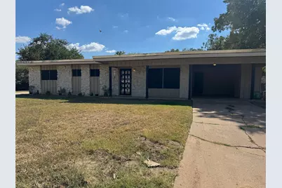 907 Elizabeth Boulevard, Granbury, TX 76048 - Photo 4