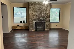 907 Elizabeth Blvd, Granbury, TX 76048 - Photo 20