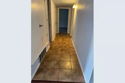 907 Elizabeth Boulevard, Granbury, TX 76048 - Photo 14