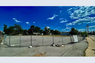 920 N Center Street, Bonham, TX 75418 - Photo 1