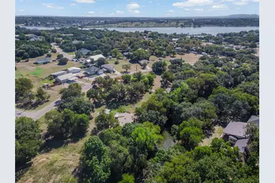2810 Sky Harbour Drive, Granbury, TX 76049 - Photo 12
