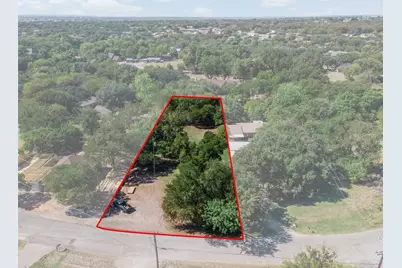 2810 Sky Harbour Drive, Granbury, TX 76049 - Photo 14