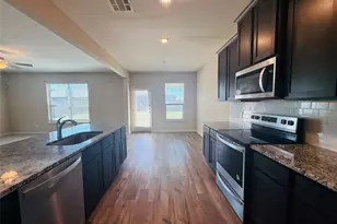 1044 Maidenhair Ln, Crowley, TX 76036 - Photo 8