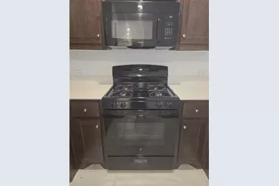 14017 Ilderton Street, Pilot Point, TX 76258 - Photo 6