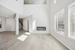 2101 Lone Oak Trl, Mesquite, TX 75181 - Photo 4