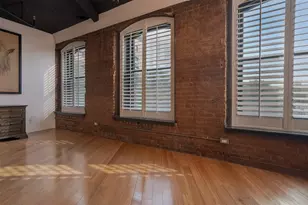 910 Houston St, Fort Worth, TX 76102 - Photo 4