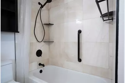 910 Houston Street #204, Fort Worth, TX 76102 - Photo 14