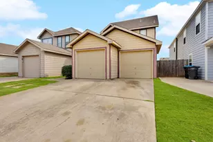 10713 Many Oaks Dr, Fort Worth, TX 76140 - Photo 18