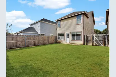 10713 Many Oaks Drive, Fort Worth, TX 76140 - Photo 4