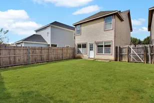 10713 Many Oaks Dr, Fort Worth, TX 76140 - Photo 4