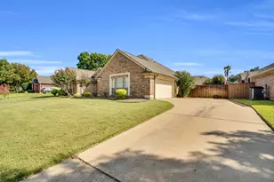 2616 Brookwood Dr, Mansfield, TX 76063 - Photo 4