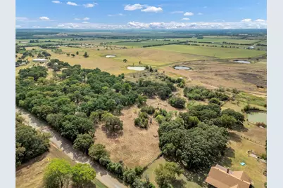 7178 County Road 1204, Cleburne, TX 76031 - Photo 2