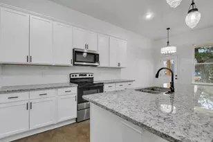 605 N Getzendaner St, Waxahachie, TX 75165 - Photo 10