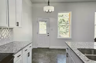 605 N Getzendaner St, Waxahachie, TX 75165 - Photo 16