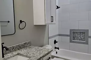 607 N Getzendaner St, Waxahachie, TX 75165 - Photo 6