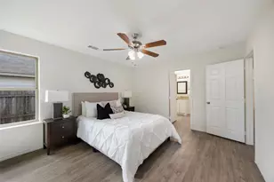 1605 Village Park Trail, Burleson, TX 76028 - Photo 16