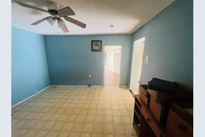 106 Columbia Street, Cleburne, TX 76031 - Photo 10