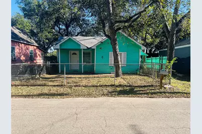 106 Columbia Street, Cleburne, TX 76031 - Photo 1