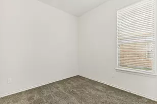 461 Creek Terrace Dr, Saginaw, TX 76131 - Photo 24