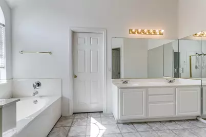 2668 Bent Tree Drive, Hurst, TX 76054 - Photo 8