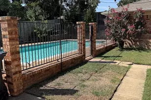 4602 Weyhill Dr, Arlington, TX 76013 - Photo 32