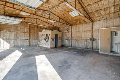 410 N Broadway Street #B, Joshua, TX 76058 - Photo 4