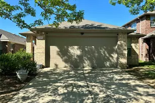 1329 Silver Maple Ln, Royse City, TX 75189 - Photo 2