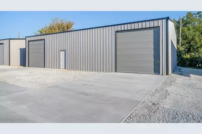 410 N Broadway Street #E, Joshua, TX 76058 - Photo 14