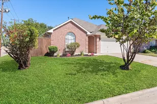 3701 Regency Cir, Fort Worth, TX 76137 - Photo 32