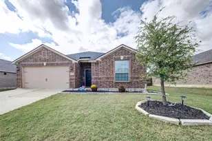 3003 Watercrest Dr, Sanger, TX 76266 - Photo 2