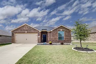 3003 Watercrest Dr, Sanger, TX 76266 - Photo 1