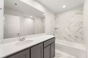 6949 Mustang Isle Dr, Dallas, TX 75228 - Photo 18