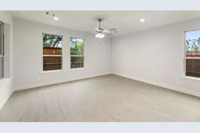 6949 Mustang Isle Drive, Dallas, TX 75228 - Photo 10