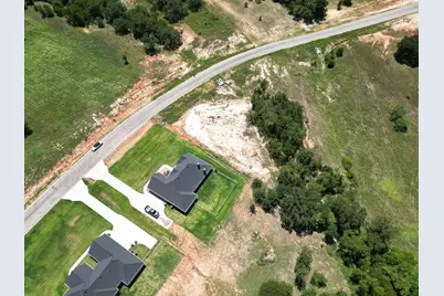 1077 Gonzollas Road, Springtown, TX 76082 - Photo 8