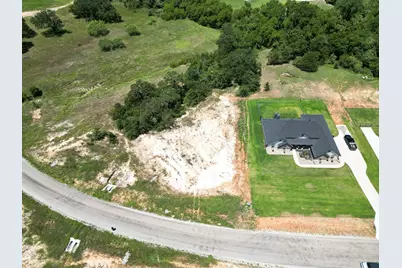 1077 Gonzollas Road, Springtown, TX 76082 - Photo 10