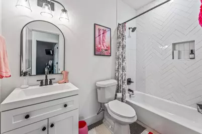 916 Devils River Drive, Granbury, TX 76048 - Photo 22